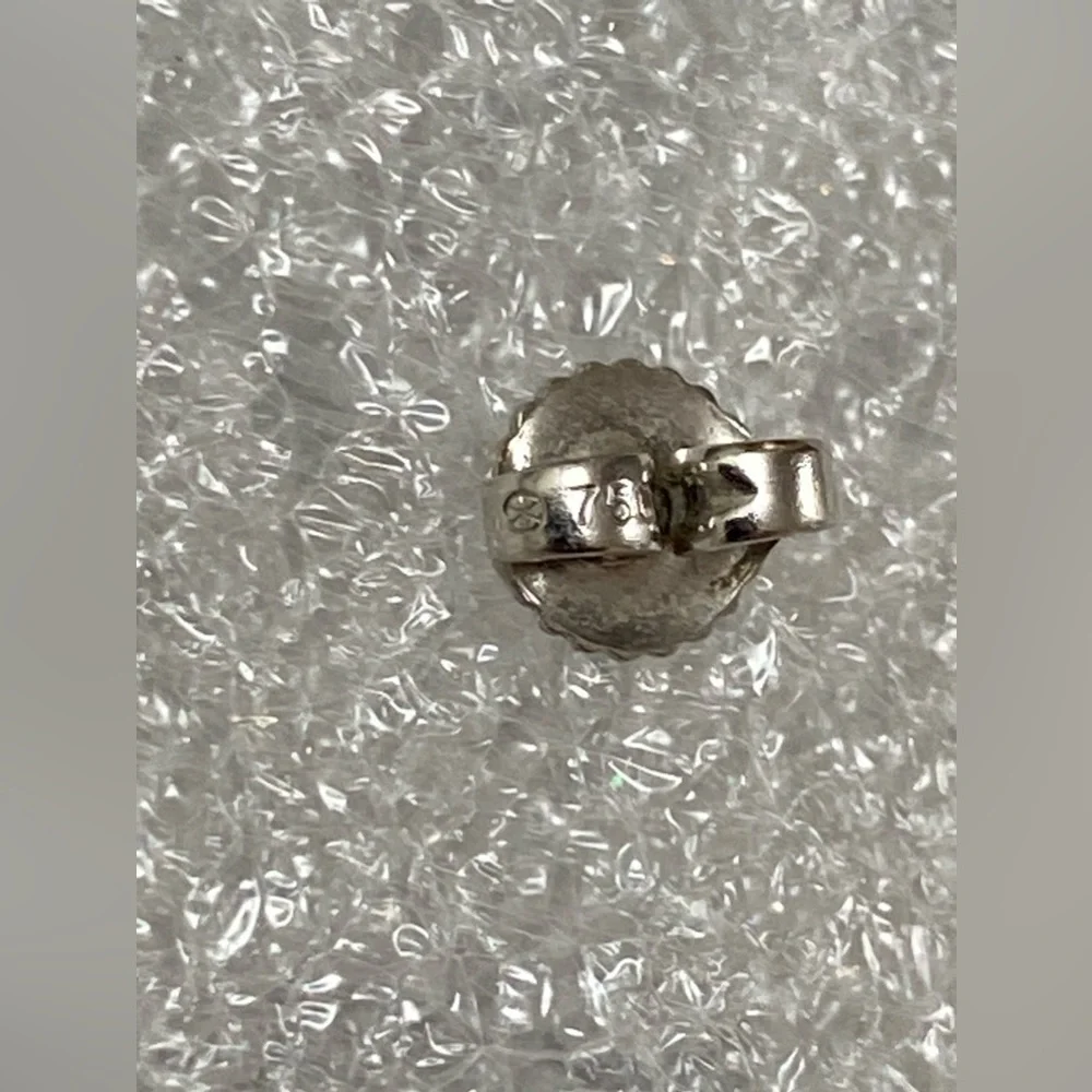 18k White Gold Natural Diamond Hoop Earrings - Picture 6 of 8